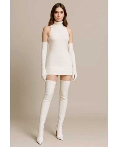 Botas blancas hasta la rodilla 