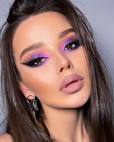 Maquillaje morado para atraer abundancia