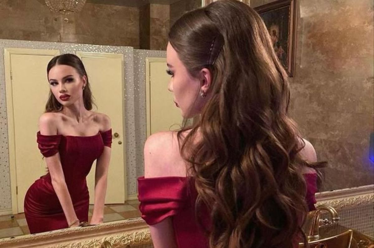 Así se lleva el cabello suelto en invierno 2025: 5 peinados fáciles y favorecedores