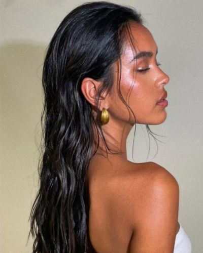 Wet look en cabello largo