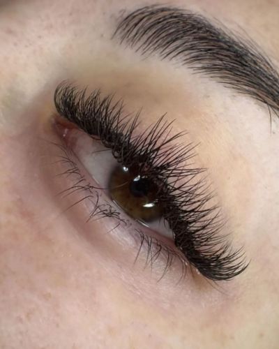 Extensiones de pestañas clásicas