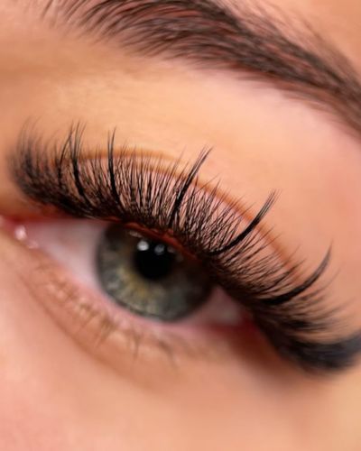 Extensiones de pestañas whispy