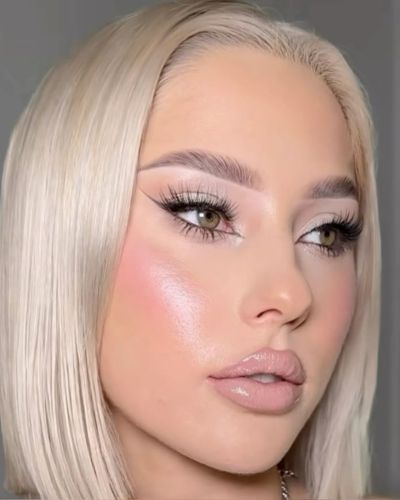 Maquillaje metálico en pieles frías