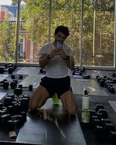 Carlos Origel en el gym 