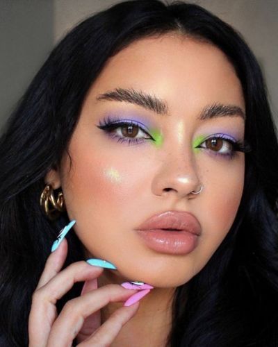 Outfits cómodos para marchar el 8M: cómo vestirte para sentirte fuerte, libre y segura