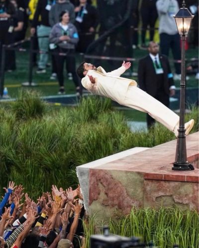 Bad Bunny utilizó este color de Pantone como símbolo cultural en el Super Bowl LV 2