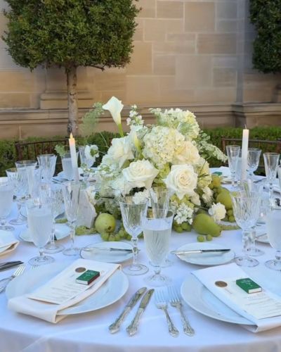 Para tener centros de mesa hermosos el día de tu boda delimita un presupuesto 