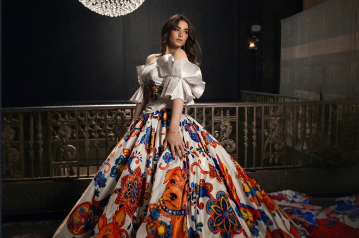 Emily Cinnamon Álvarez debutó como modelo en la New York Fashion Week con un diseño Oaxaqueño