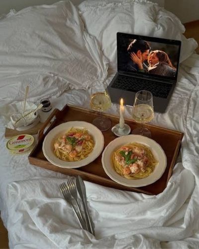 Regalos de experiencias: cena romántica para dos 