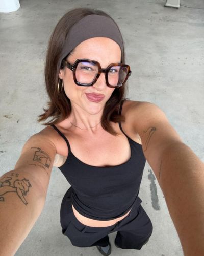 Para los lentes oversized puedes llevar tanto cabello recogido como cabello suelto