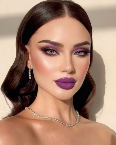 Maquillaje monocromárico en color violeta