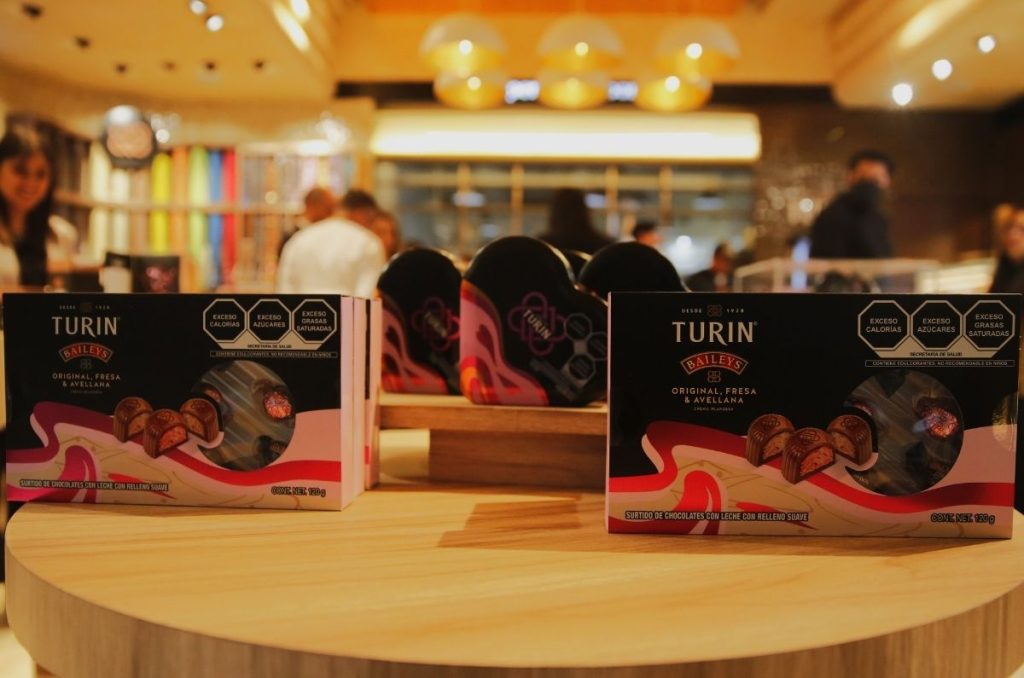 Celebra el 14 de febrero diciendo "te amo" con los chocolates TURIN