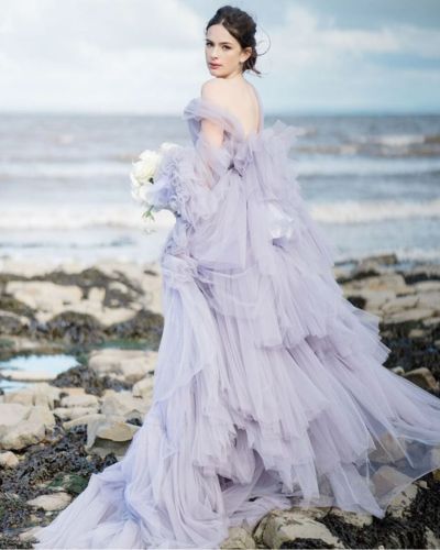 Los vestidos de novia de colores rompen con la tradición, pero de forma elegante y delicada