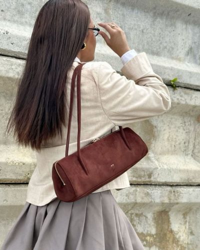 Este año, los bolsos 2026 llegan con propuestas que combinan estilo, practicidad y mucha personalidad, perfectas para elevar tus looks sin esfuerzo.