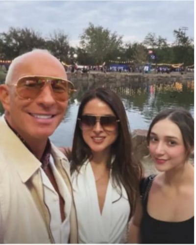 Erik Rubín fue visto este fin de semana en compañía de su hija nina y su nueva novia en el Tecate Pal´Norte