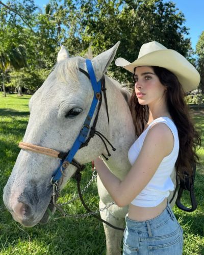 Fátima Bosch y el hijo de Luis Miguel desatan rumores de romance