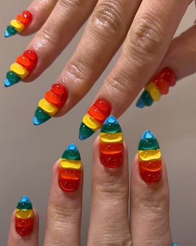 Gummy nails arcoíris 