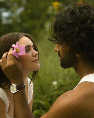 El llamado “hilo invisible”, habla de un lazo profundo que une a dos personas sin importar la distancia, el tiempo o las circunstancias