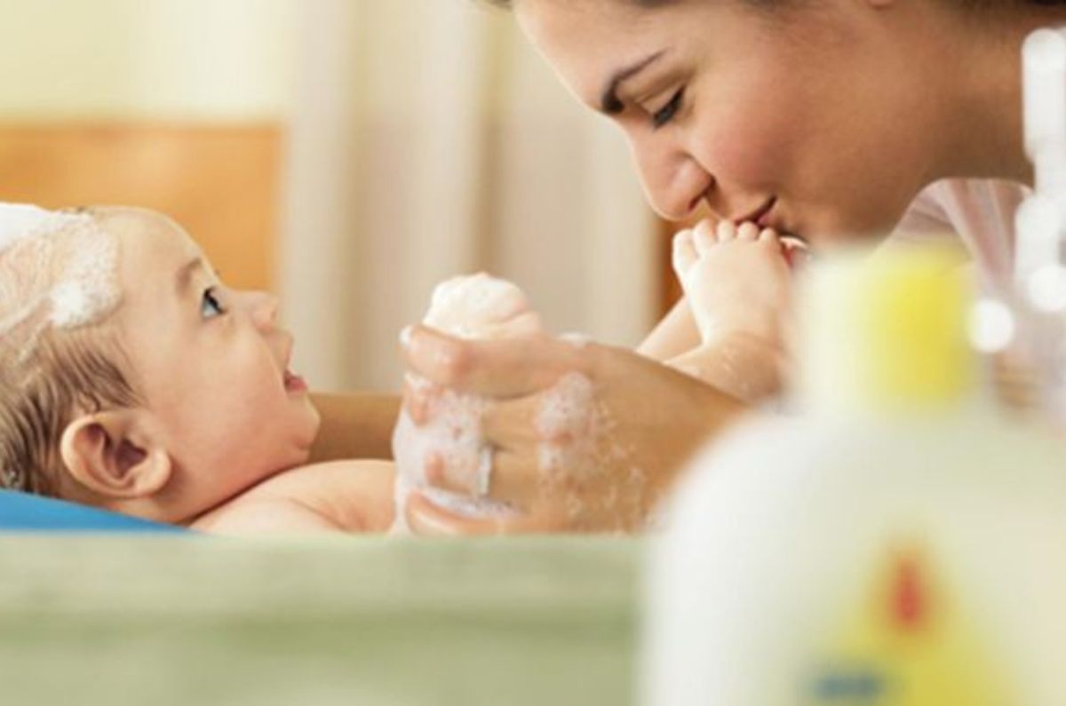 Los ingredientes del shampoo que pueden irritar el cuero cabelludo de tu bebé