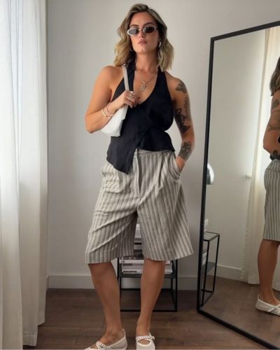 Desde outfits de oficina hasta combinaciones casuales y sofisticadas, las prendas con rayas verticales se reinventan para estilizar tu figura y elevar cualquier look.