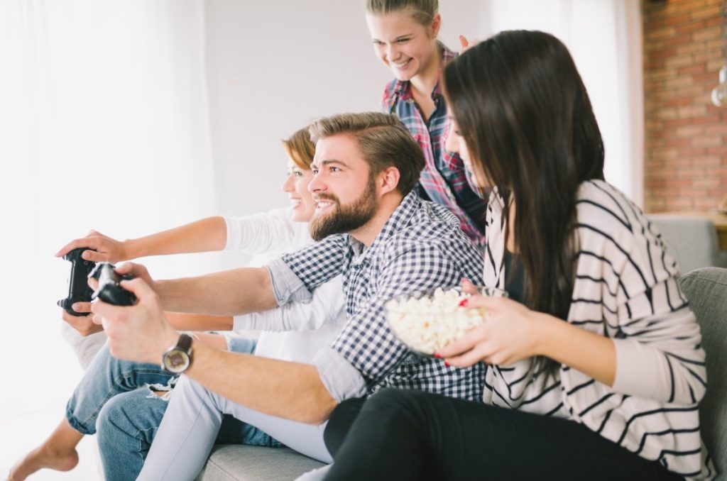 Cómo crear la noche perfecta para disfrutar entre adultos