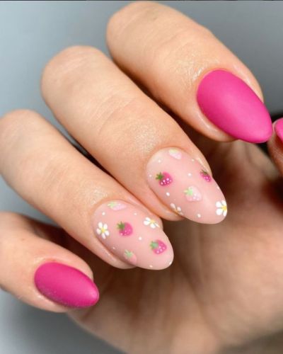 Strawberry nails mate 