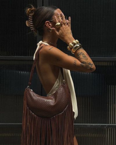 Accesorios para el 10 de mayo: bolso con flecos