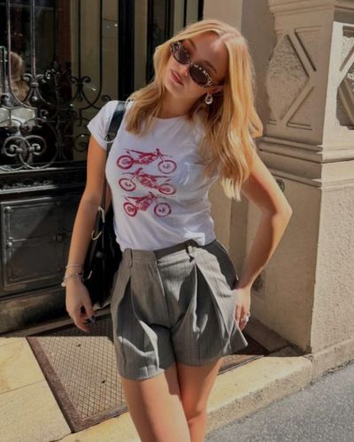 Looks formales con graphic tees y short sastrero