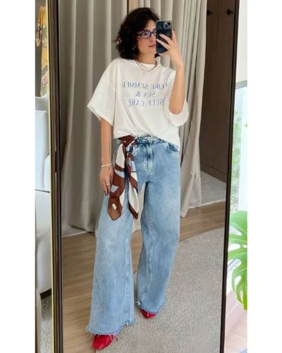 Los pañuelos son ese accesorio que muchas veces subestimamos, pero que tiene el poder de transformar por completo cualquier outfit.