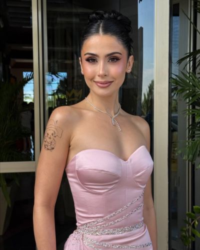 Lupita Villalobos en la boda de su hermana menor.