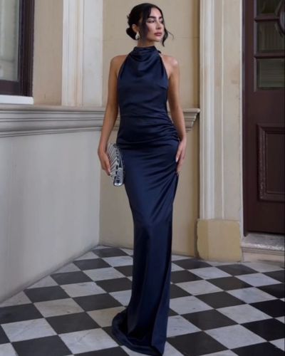 Vestir de rojo en una boda es una elección poderosa y favorecedora, aunque para muchos sigue siendo un color “prohibido”.