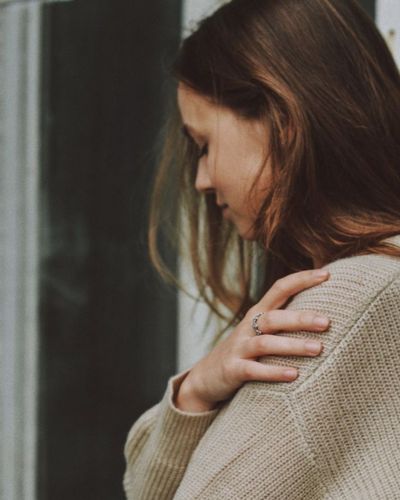 Las red flags personales suelen disfrazarse de hábitos cotidianos, pero en realidad pueden ser señales que merecen tu atención.