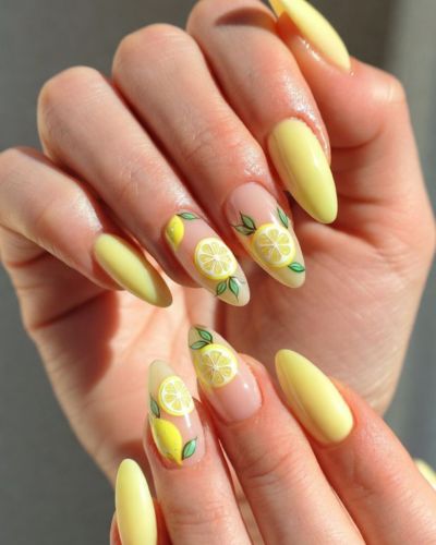 Las uñas cítricas se han convertido en el favorito para quienes buscan algo fresco, vibrante y diferente.