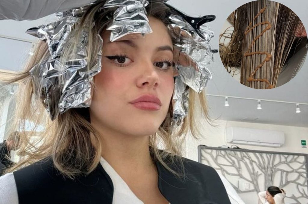 Foto selfie de una modelo durante su cambio de look.