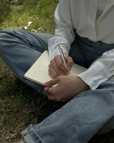 Modelo haciendo journaling