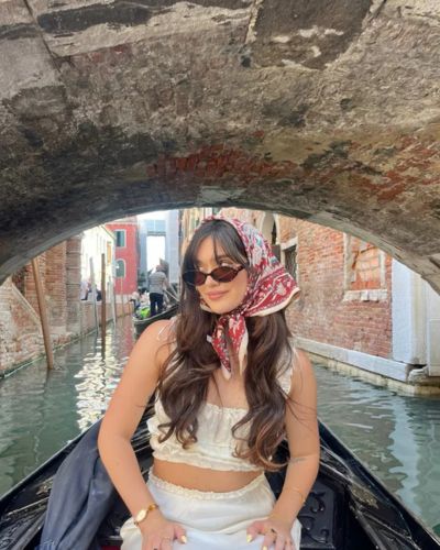 Consejos para tu primer Eurotrip: foto de modelo en Venecia
